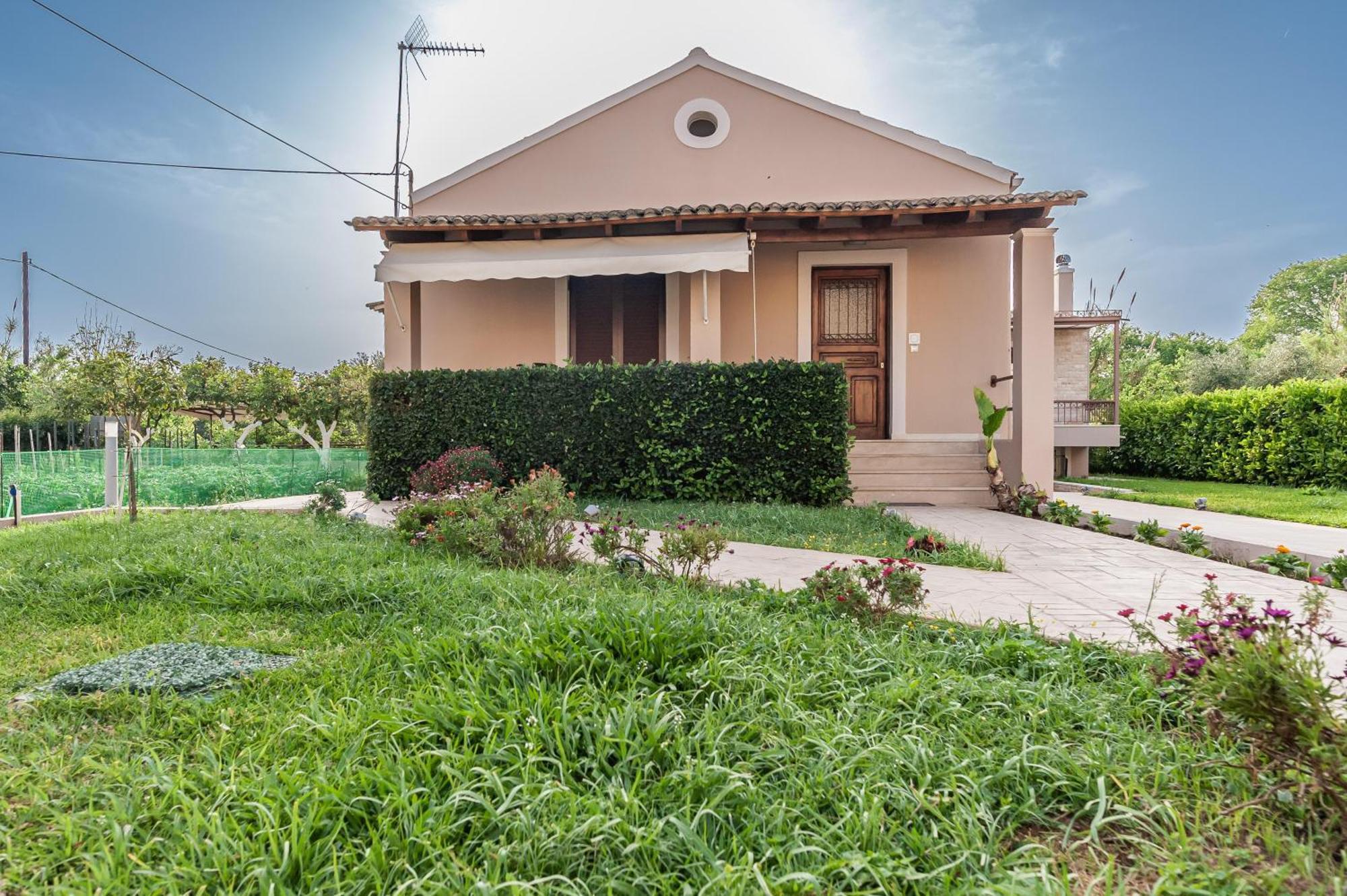 Small Garden By Spyros Holiday home